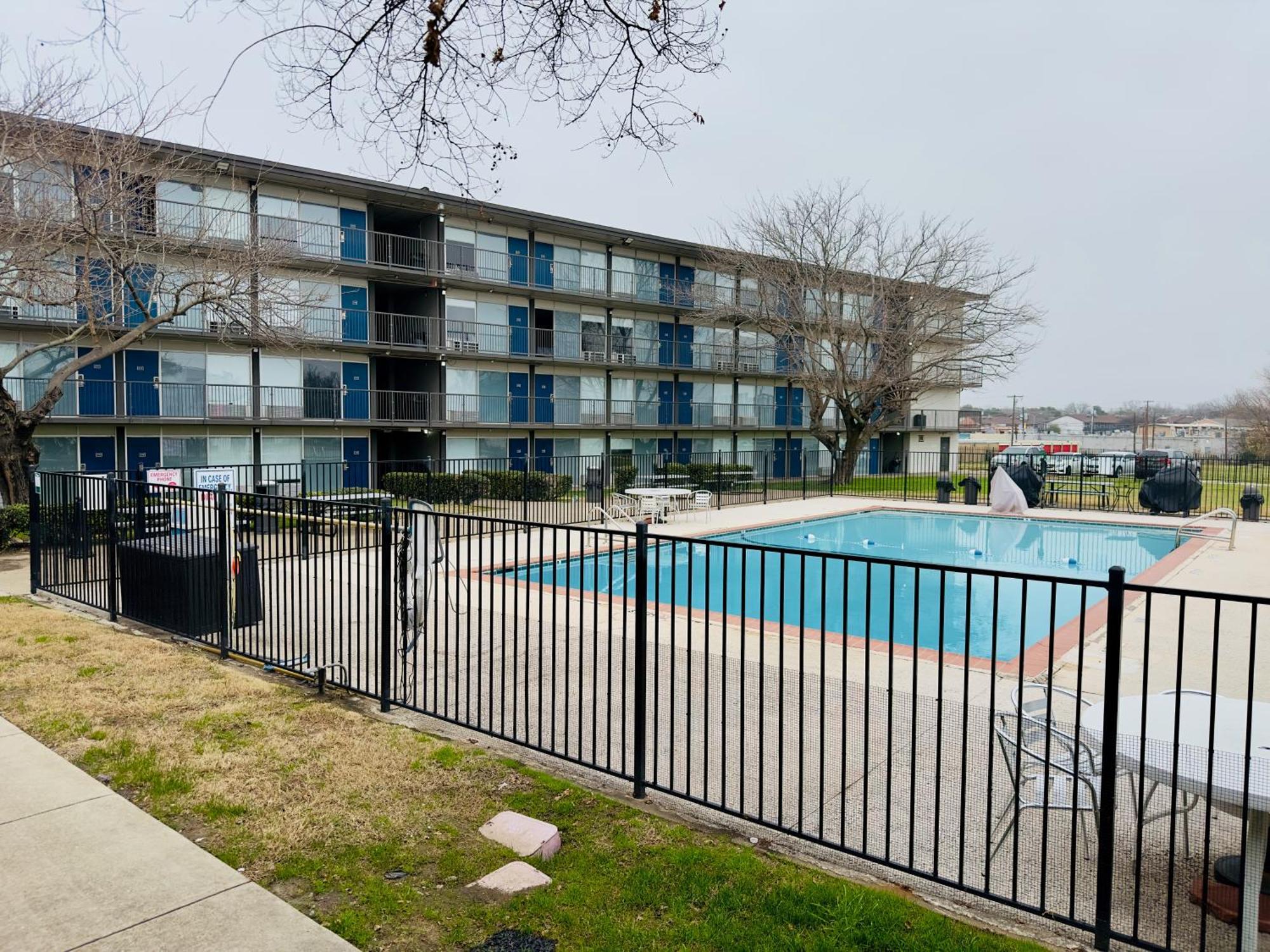 Motel 6 Mesquite, Tx Town East Dış mekan fotoğraf